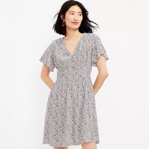 LOFT Flutter Sleeve Floral Dress Size 2P